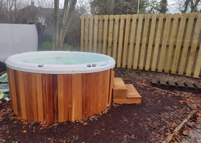 Semesterbostad Natuurhuisje Laanzicht *